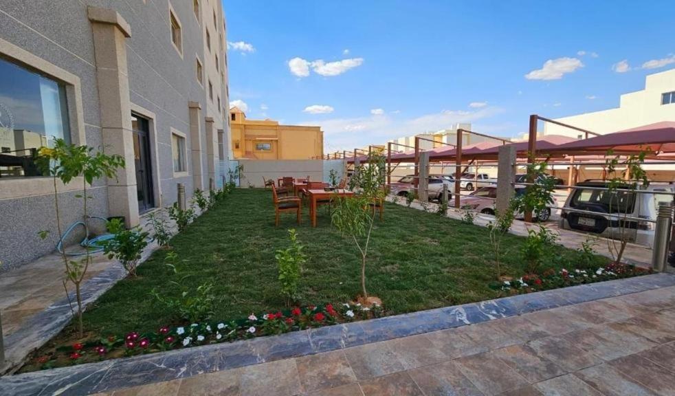 Raoum Inn Buraydah Exterior foto